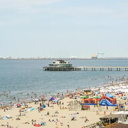 Seafront With Ocean, Cleaning Included Бланкенберге